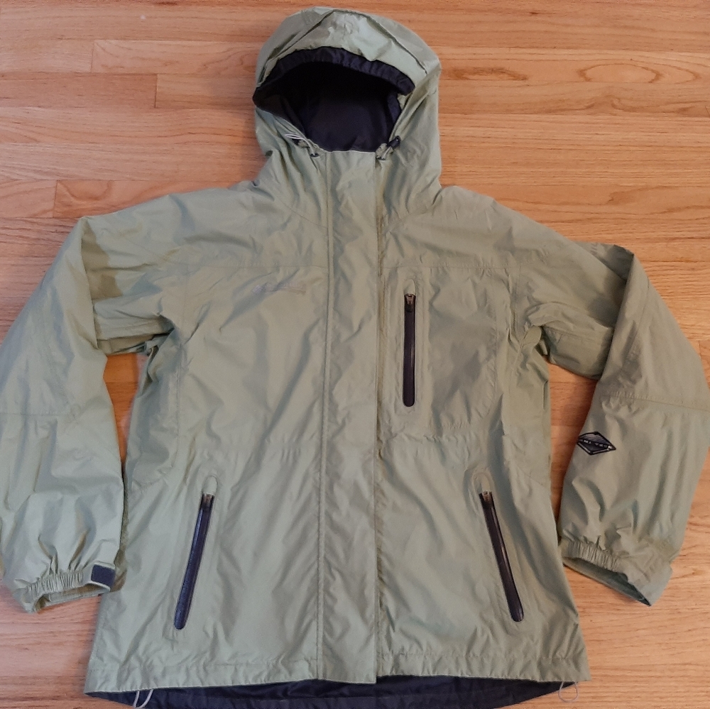 Columbia Titanium Woman's M Jacket Shell Only
